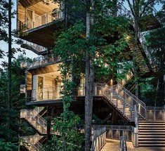 Многоэтажный эко-шалаш в Западной Вирджинии