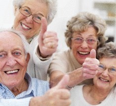 Смейтесь, господа пенсионеры – ученые рекомендуют