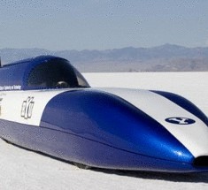 Экономичный автомобиль с двигателем от газонокосилки