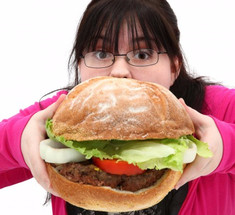 Как определить, что ваше отношение к еде – нездоровое?