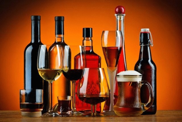 11 малоизвестных способов применения алкоголя в кулинарии 