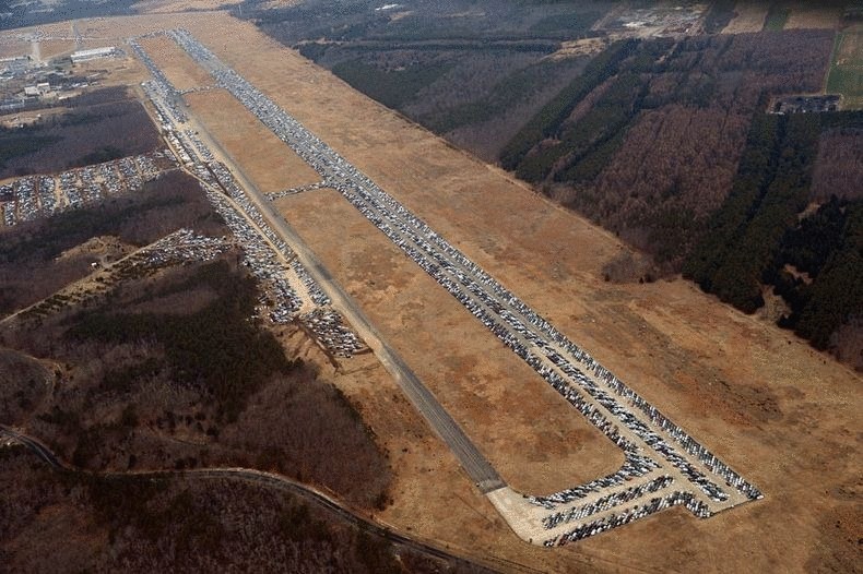 Парковка поврежденных автомобилей