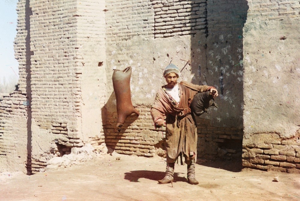 Трудно поверить, что этим фотографиям уже более ста лет