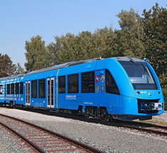 Первый в мире пассажирский поезд на водороде запустят в Германии