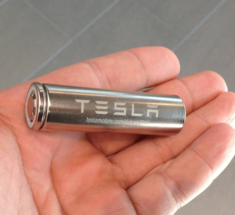 Tesla начала производство литий-ионных аккумуляторов на своей Гигафабрике