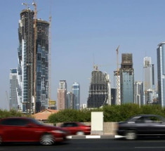  В Дубае протестируют автомобильные цифровые номерные знаки