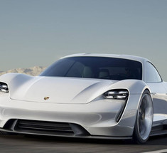 Porsche раскрыл подробности об электрокаре Taycan