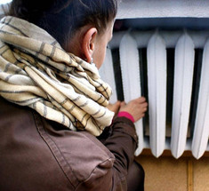 Почему радиатор отопления сверху горячий, снизу холодный