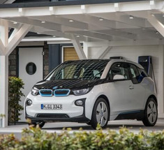 Во всех новых домах Великобритании установят устройства для зарядки электромобилей