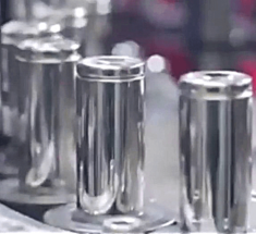 Исследователи Tesla представили батарею с жизненным циклом 2 миллиона миль