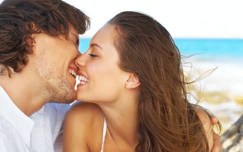 25 причин целоваться