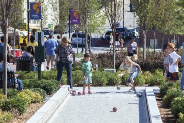 Guthrie Green Park, функционирующий за счет солнечной и геотермальной энергий