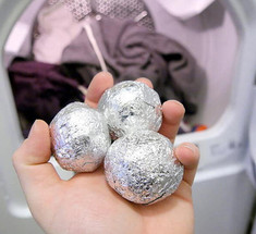  Узнайте зачем бросать в стиральную машину шарик из фольги