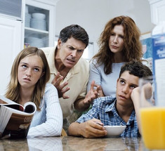 8 советов от подростков: Как испортить отношения с ними