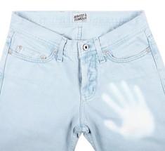 Созданы джинсы, меняющие цвет от температуры тела