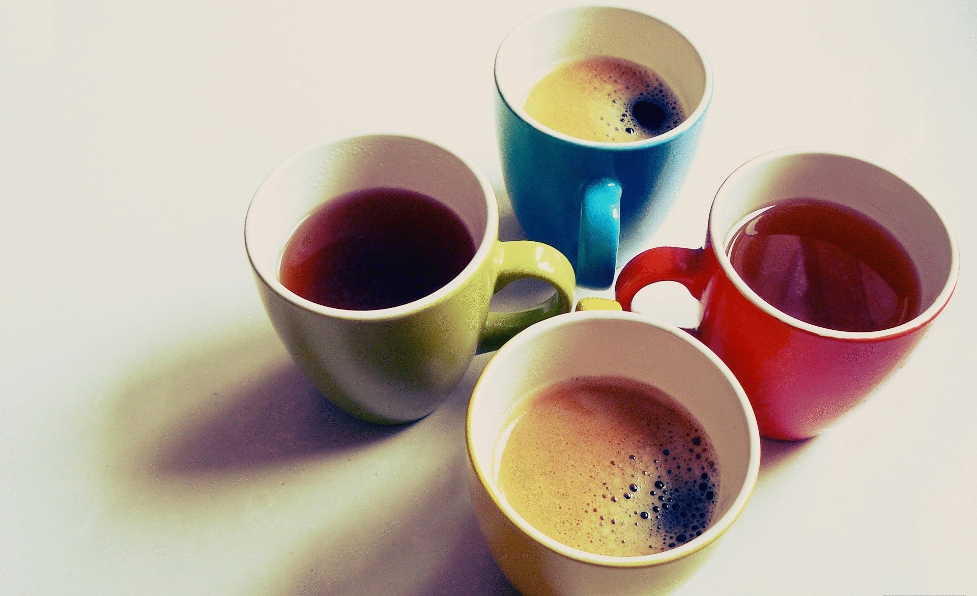 Три чашки кофе в день могут довести до слепоты