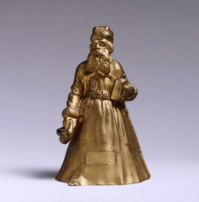 Для чего в старину русский человек носил при себе колокольчик?