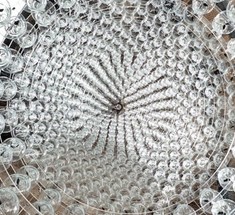 Самая большая люстра на солнечных батареях