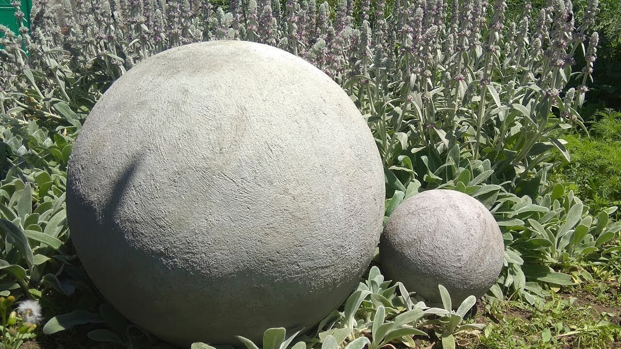 Шар из цемента для сада. Как сделать шар из цемента для сада. Как сделать шар из цемента для сада. Шары из цемента для сада. Декоративный шар для сада.