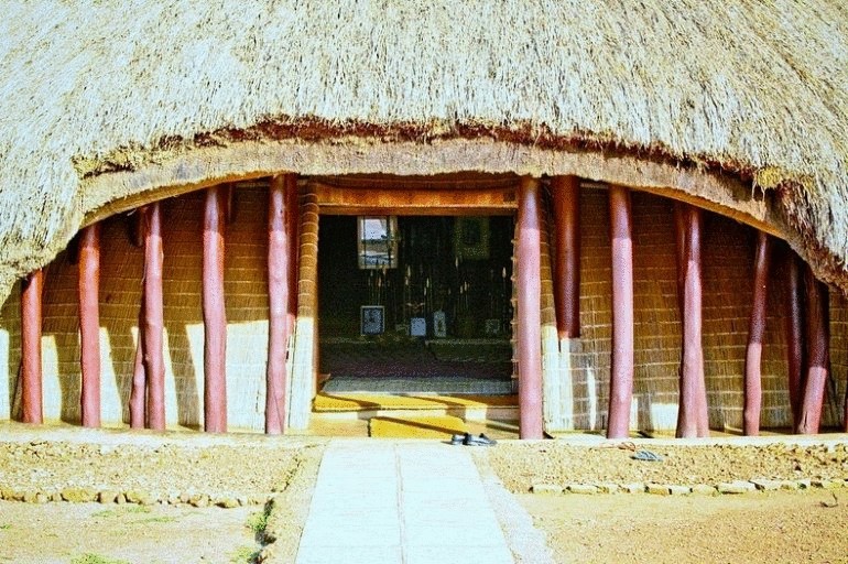 Гробницы Королей Буганда на холме Касуби в Уганде Гробницы Королей Буганда на холме Касуби в Уганде