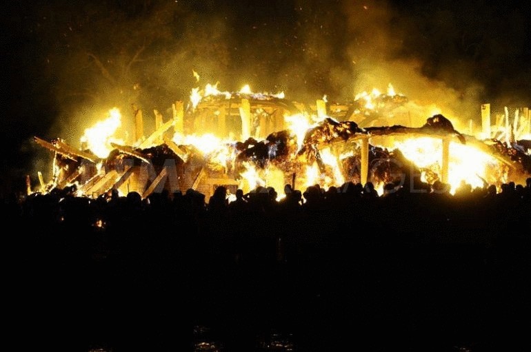 Гробницы Королей Буганда на холме Касуби в Уганде Гробницы Королей Буганда на холме Касуби в Уганде