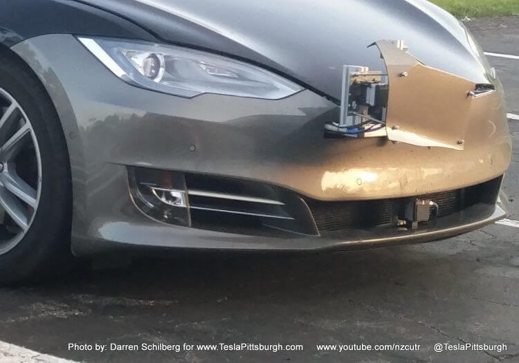 Tesla Model S готовится к важному обновлению