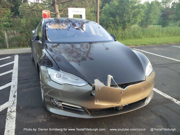 Tesla Model S готовится к важному обновлению