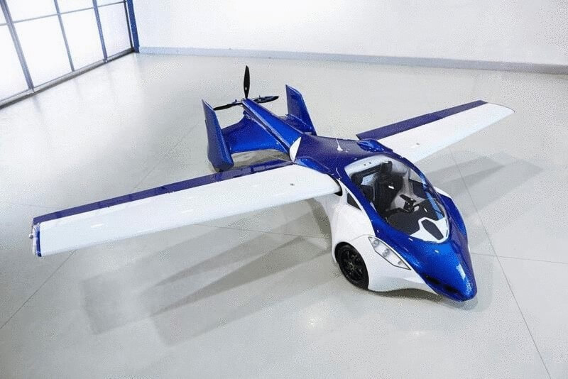 Прототип футуристического летающего автомобиля 
