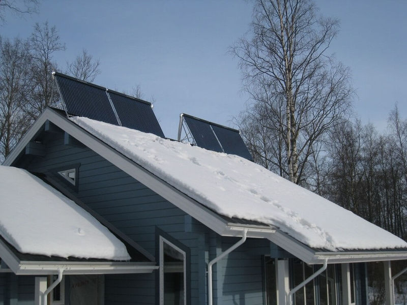 Как солнечные панели работают в зимний период