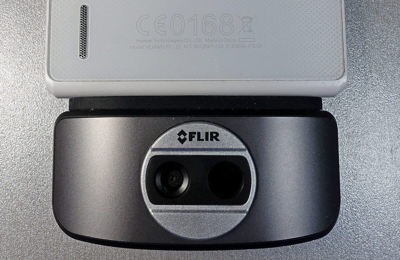 Тепловизор для смартфона FLIR ONE