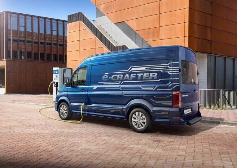 Volkswagen будет выпускать электрическую версию Crafter в Польше