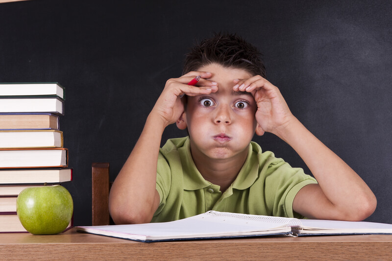 Школа и стресс: Когда ребенок не учится, а мучается