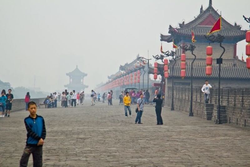 В Китае заработал самый большой в мире очиститель воздуха