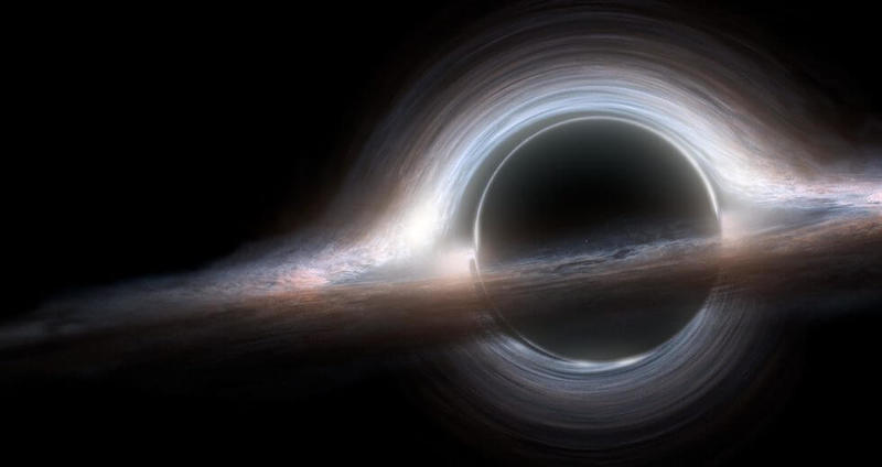 Астрономы открыли самую быстрорастущую черную дыру во Вселенной