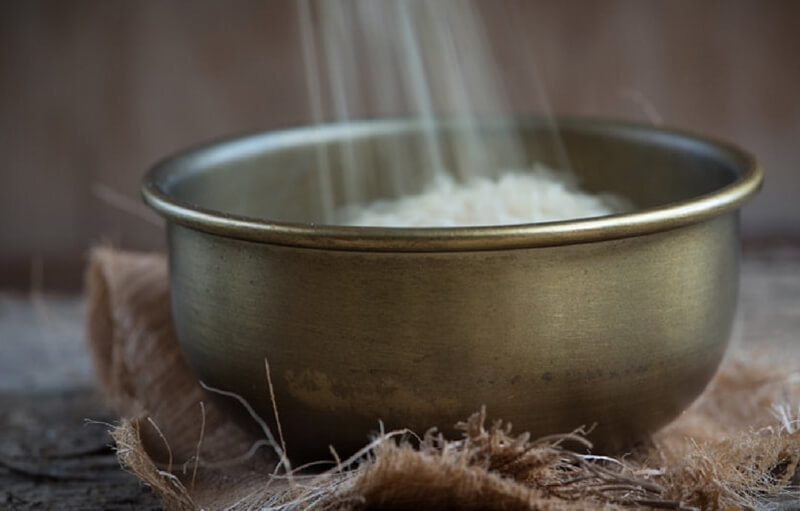 8 способов применения рисовой воды. Теперь вы перестанете её выливать!