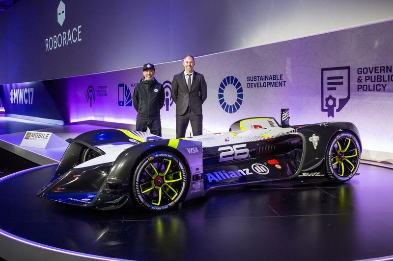 Беспилотный суперкар Roborace будет ездить быстрее профессионалонов из «Формулы-1»