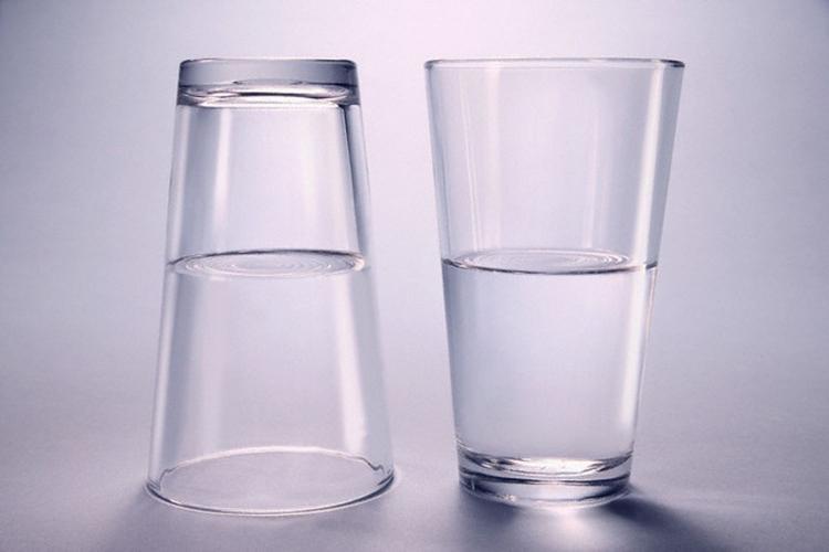 ДЛЯ ТЕХ, кто считает, что стакан наполовину пуст: 7 советов