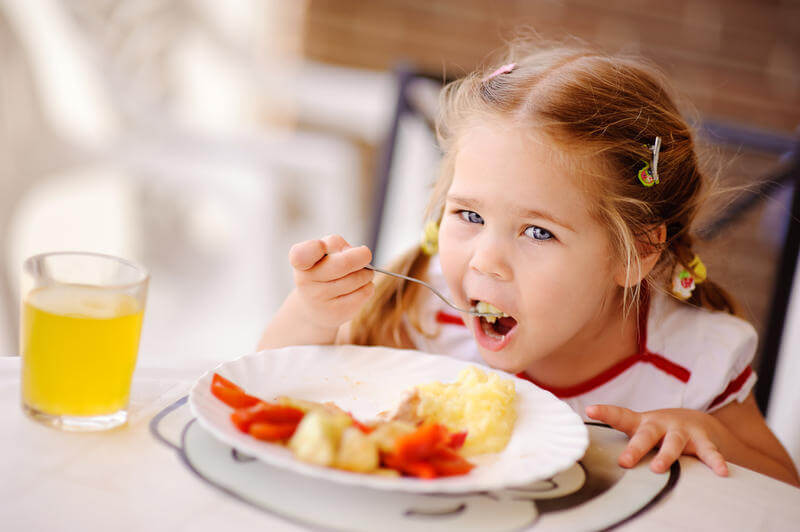 ДИАБЕТ 1 ТИПА: Нарушение пищевого поведения у детей 