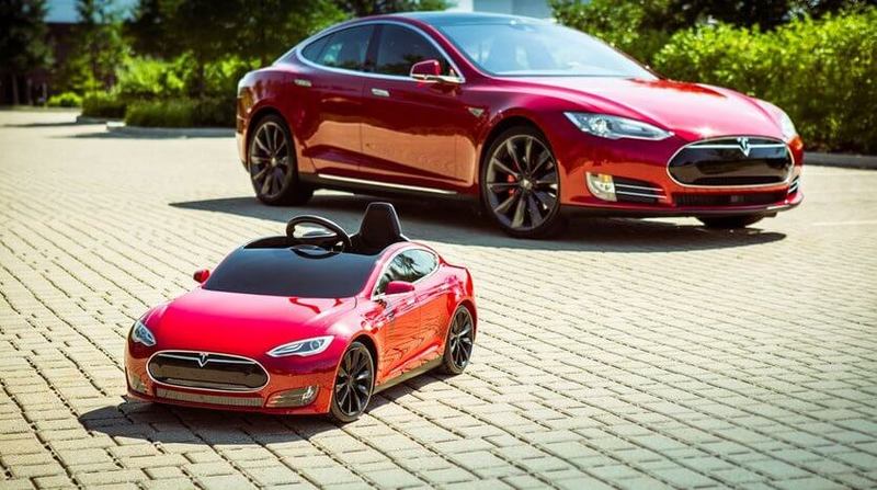 Илон Маск готовит новый мини-электромобиль Tesla?