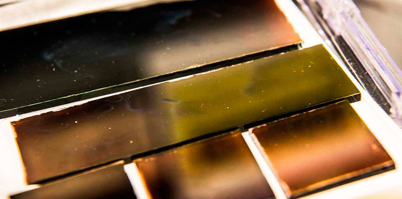 Напечатан перовскитный солнечный элемент рекордного размера