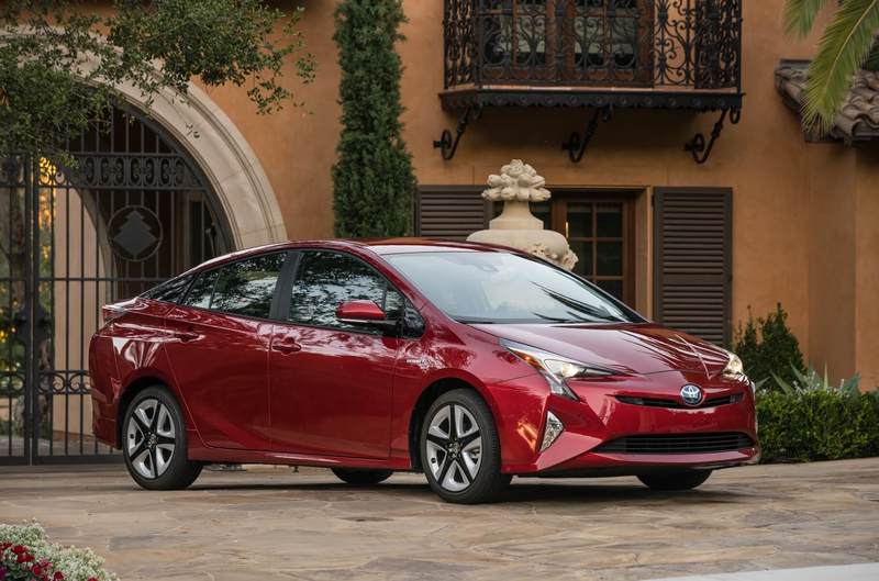  В Лос-Анджелесе покажут обновленный гибрид Toyota Prius