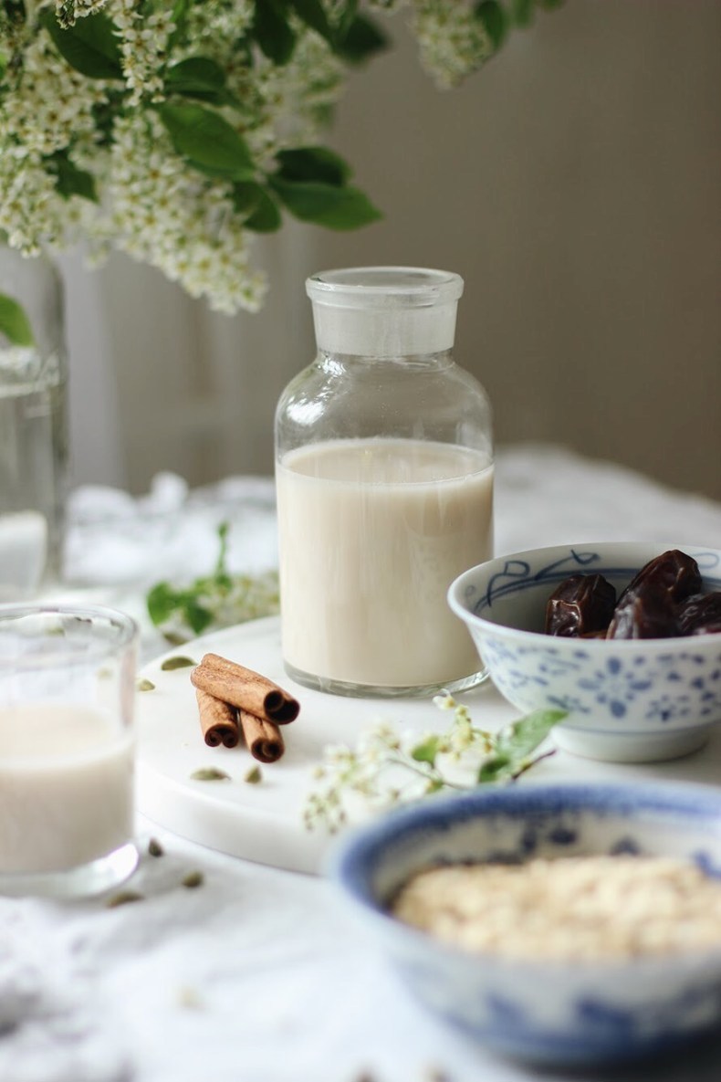 Другое молоко: Как приготовить овсяно-кокосовое молоко