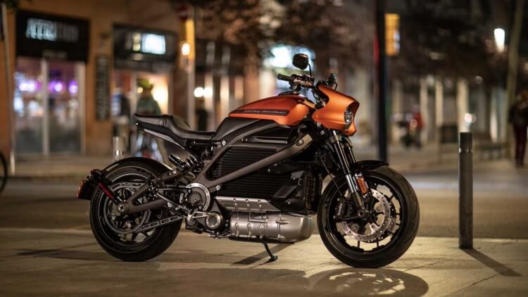 Электроскутер и горный мотоцикл Harley-Davidson впечатлили экстремалов