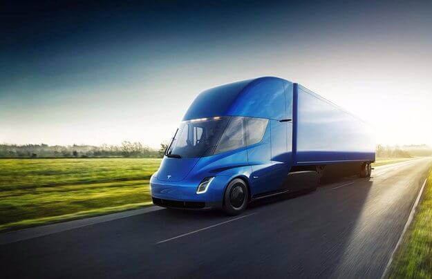 Начало выпуска Tesla Semi перенесли на 2020 год