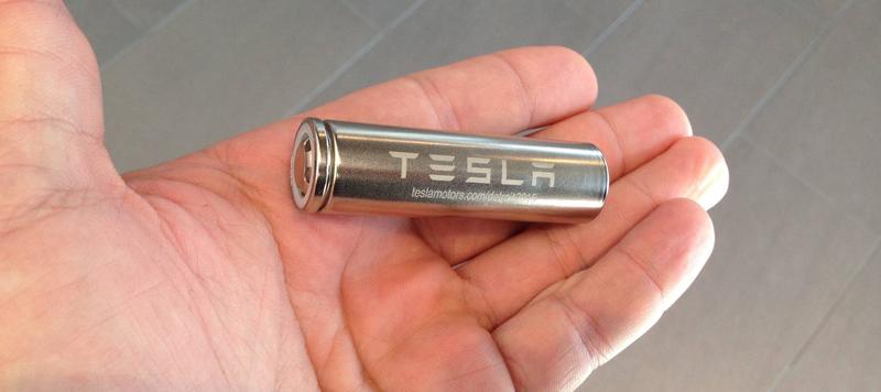 Tesla разрабатывает аккумуляторы, способные проработать без замены 1,6 млн км