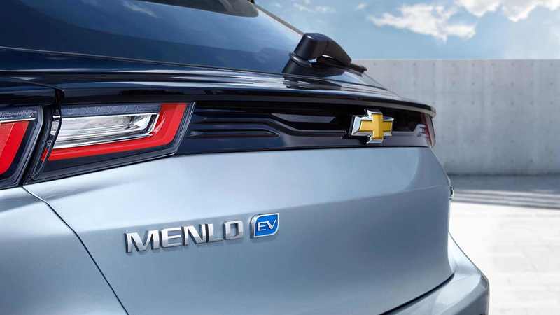 Электрокар Chevrolet Menlo показали в Китае