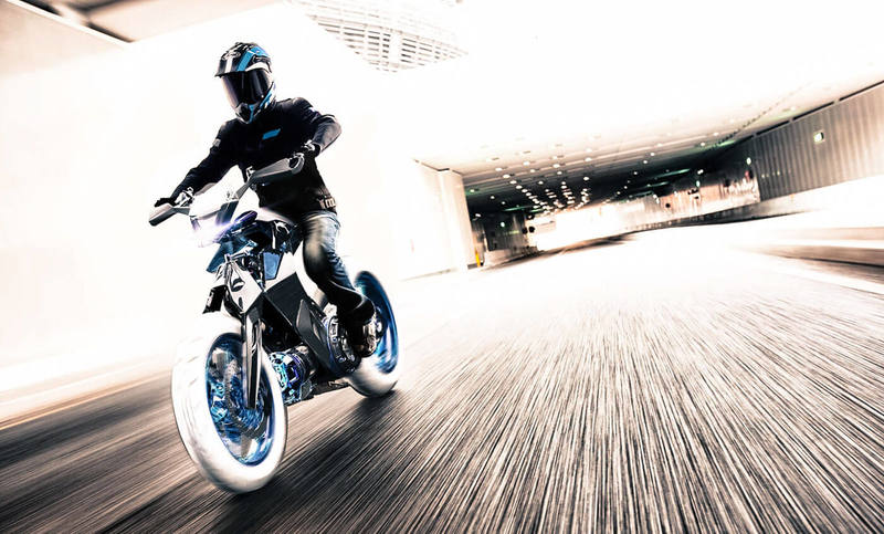 2025 Yamaha XT 500 H2O - концепт-байк, который работает на воде