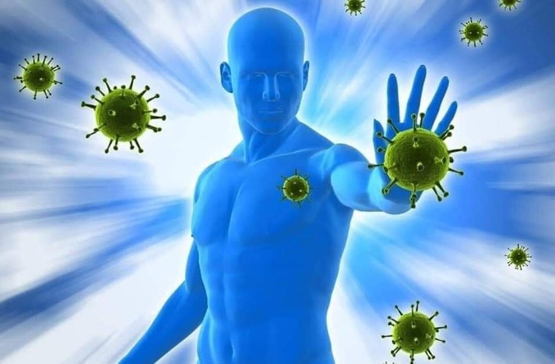 Укрепление иммунитета: Кверцетин, цинк и синергия с витамином С