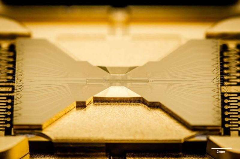 IonQ объявляет о разработке квантового компьютера следующего поколения