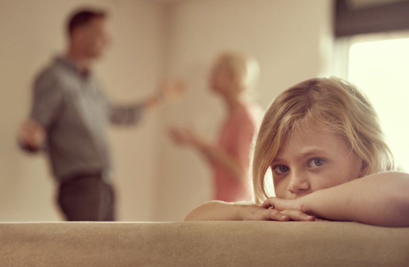 Как отношения с отцом могут разрушить жизнь дочери
